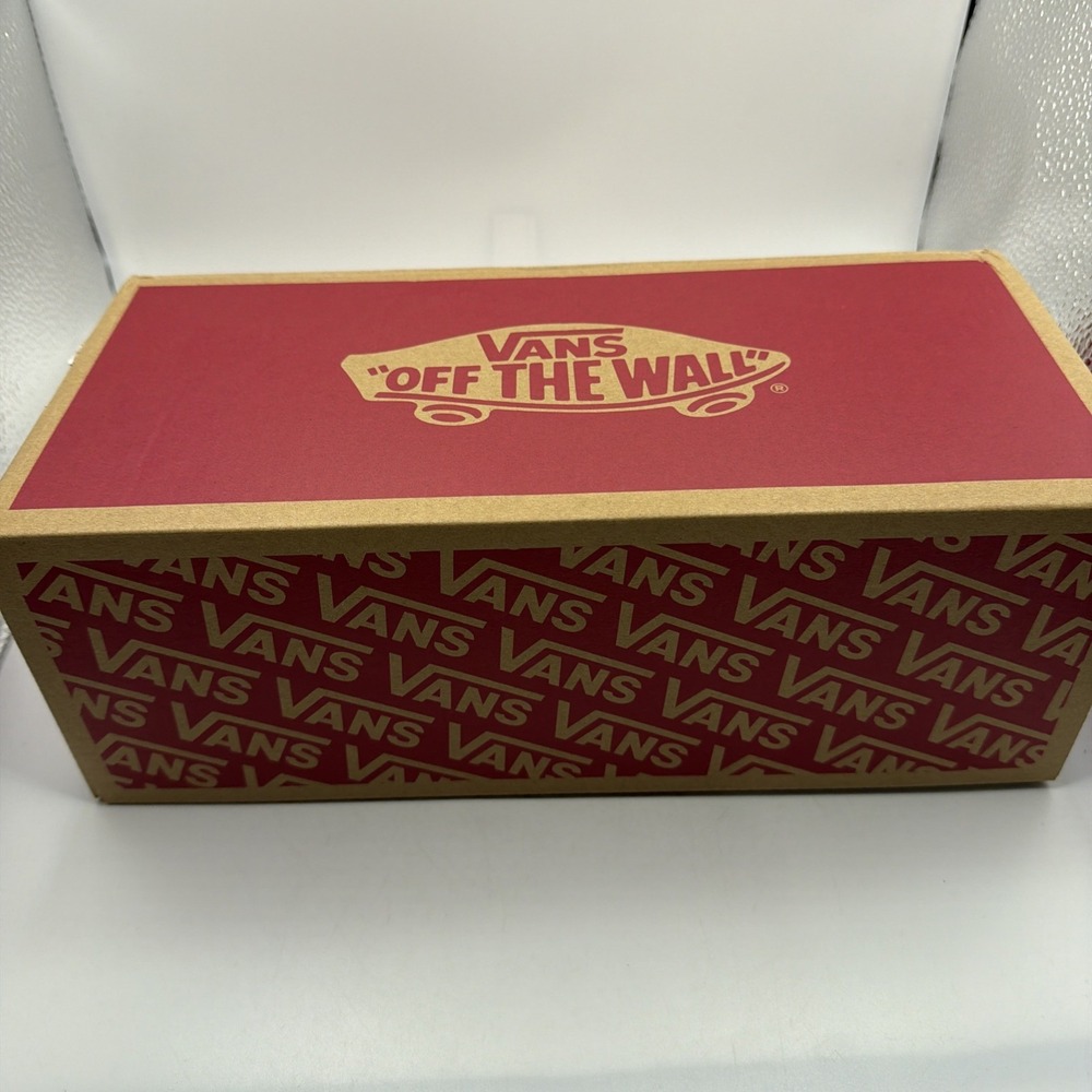 Vans  Unisex Adult Classic SlipOn Shoes In Black/Black. Men's 9.5,Women's 11 - Picture 12 of 13